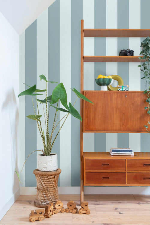 ESTAhome behang strepen lichtblauw en blauw - 50 x 900 cm - 131965