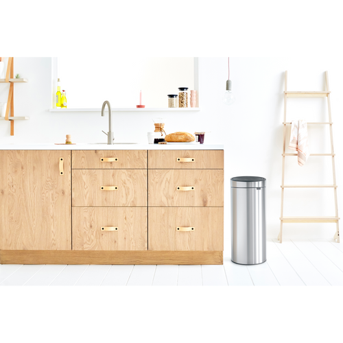 Brabantia Touch Bin New afvalemmer, 30 liter, kunststof binnenemmer - Matt Steel Fingerprint Proof