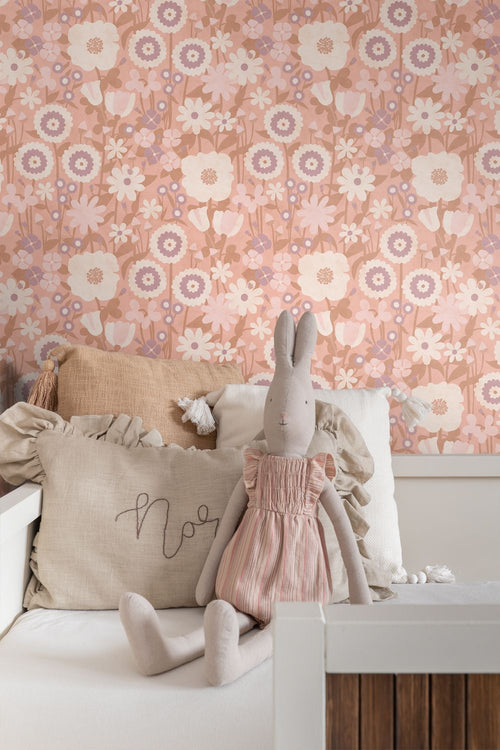 ESTAhome behang retro bloemen roze, paars en beige - 50 x 900 cm - 132159