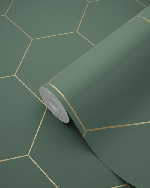 ESTAhome behang hexagon donkergroen en goud - 53 cm x 10.05 m - 139228