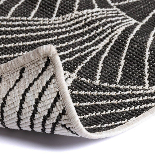 Interieur05 Buitenkleed Deco zwart/wit dubbelzijdig - 240 x 340 cm - vtwonen shop