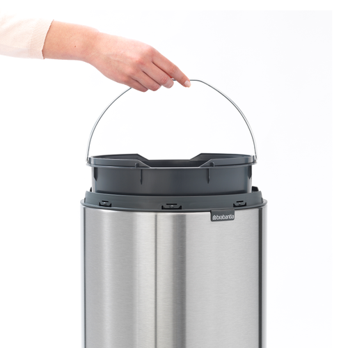 Brabantia Touch Bin New afvalemmer, 30 liter, kunststof binnenemmer - Matt Steel Fingerprint Proof