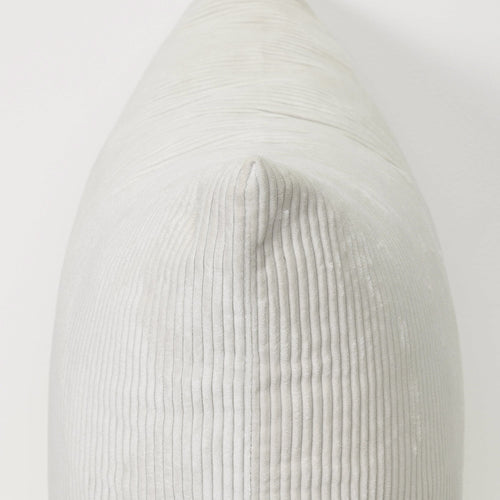 Darcy & Duke sierkussen Cream - Crème - 40x60cm