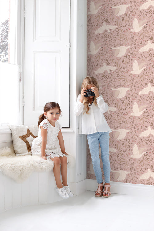 ESTAhome behang zwanen oudroze - 53 cm x 10.05 m - 130958 - vtwonen shop