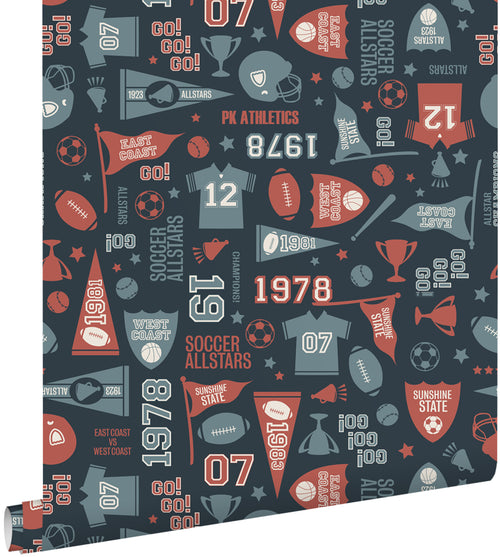 ESTAhome behang sportthema blauw en rood - 50 x 900 cm - 131945