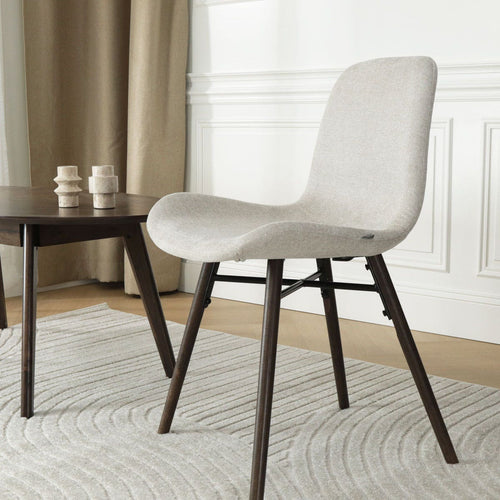 Nolon Nena-Fé Eetkamerstoel Beige - Stof - Walnoot Poten - vtwonen shop