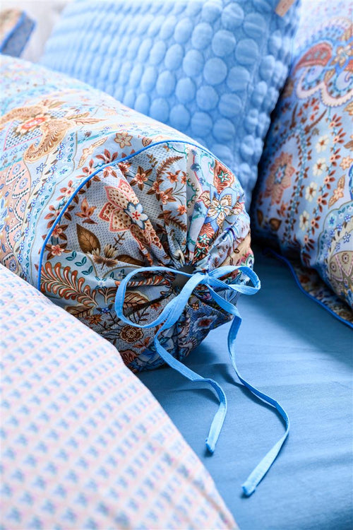 Pip Studio decoratiekussen Jabali Flower Roll - 22x70 cm - blauw