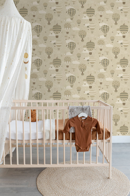 ESTAhome behang luchtballonnen olijfgroen - 50 x 900 cm - 131343 - vtwonen shop