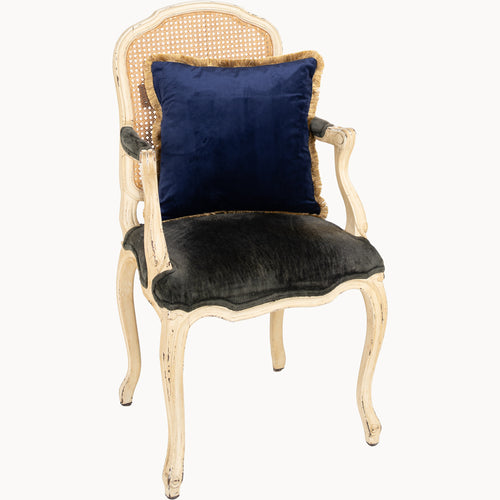 Besarto, draadloos Warmtekussen, Carino navy met gouden franje - vtwonen shop