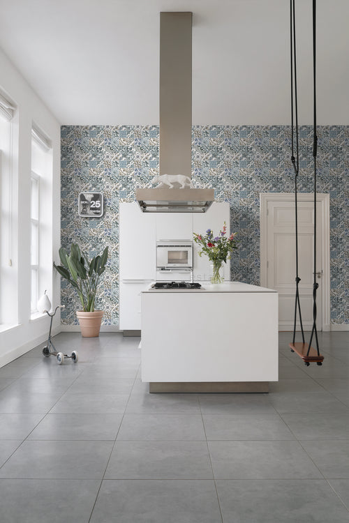 ESTAhome behang tegelmotief blauw en beige - 50 x 900 cm - 139290 - vtwonen shop