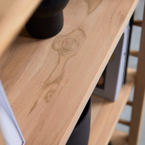 Tikamoon Hoge boekenkast van massief teakhout - Naturel - vtwonen shop