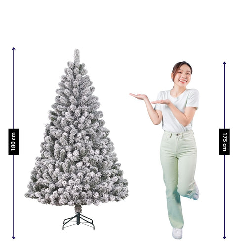 Black Box Trees Alderfen Kunstkerstboom met Sneeuw - Kerstboom H180 x Ø114 cm - Kunstboom met 525 Tips en Standaard - Frosted