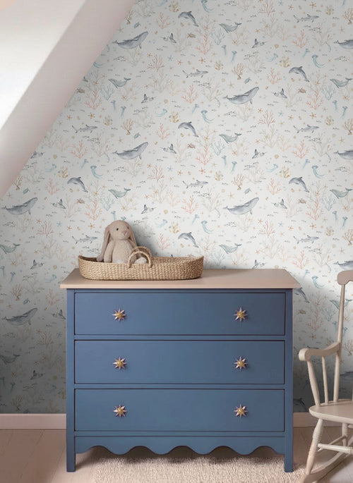 ESTAhome behang onderwaterwereld beige en vergrijsd blauw - 50 x 900 cm - 131261