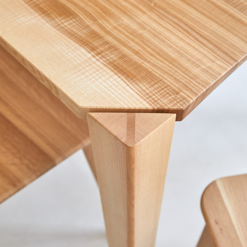Tikamoon Tafel van massief Frans olijfessenhout voor 6/8 personen - Naturel