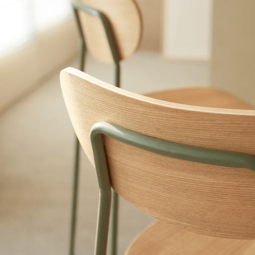 Tikamoon Stoel van essenhout en groen metaal - Beige