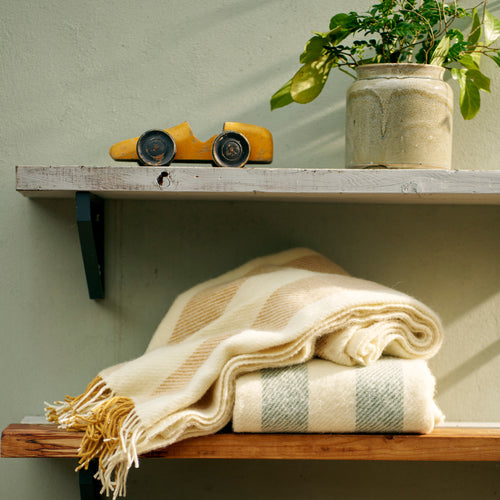 Klippan 100% wollen deken - Gotland - vertical stripe - blauw- 130x200cm - vtwonen shop