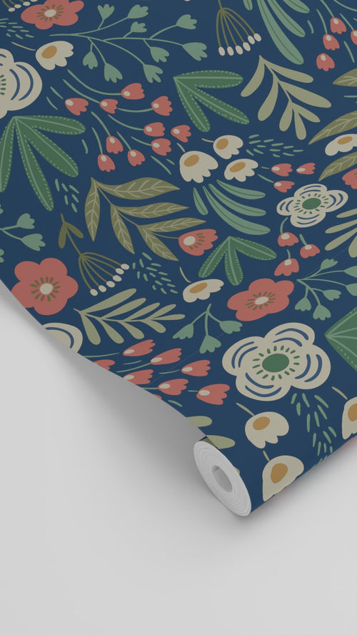 ESTAhome behang bloemetjes donkerblauw, groen en terracotta - 50 x 900 cm - 131071 - vtwonen shop