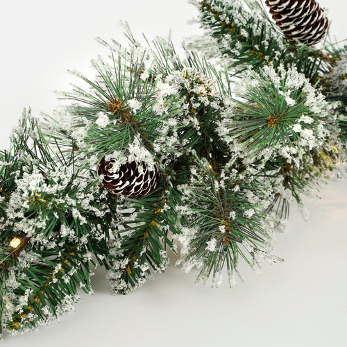 Black Box Trees Vandans Guirlande met LED Verlichting - Kerstversiering voor Sfeervolle Kerstdecoratie - Slinger met Dennenappels en Kunstsneeuw -