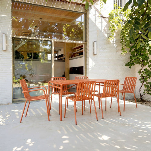 Tikamoon Rechthoekige tuintafel van oranje metaal 4/6 pers. - Oranje