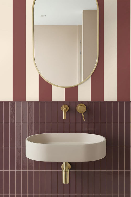 ESTAhome behang strepen bordeaux rood en wit - 50 x 900 cm - 131970