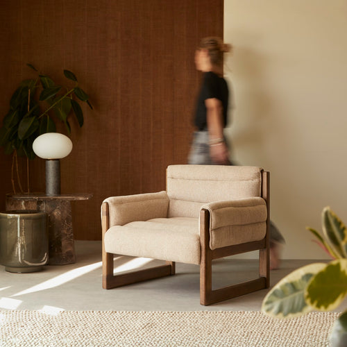 Tikamoon Fauteuil in massief eikenhout en beige stof - Beige