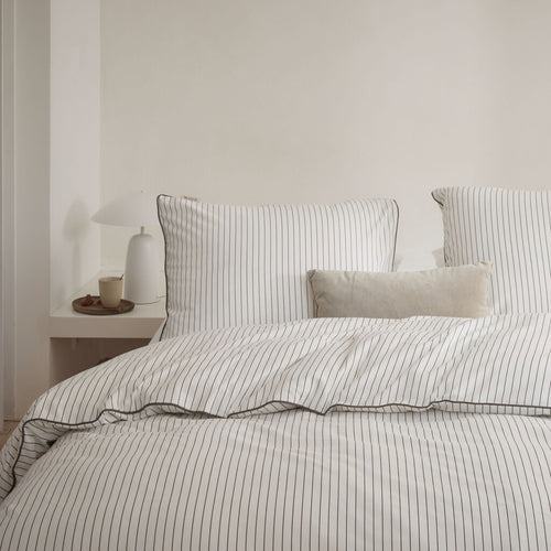 Walra - Dekbedovertrek Gentle Stripes - 140x220 cm - Off White / Bruin