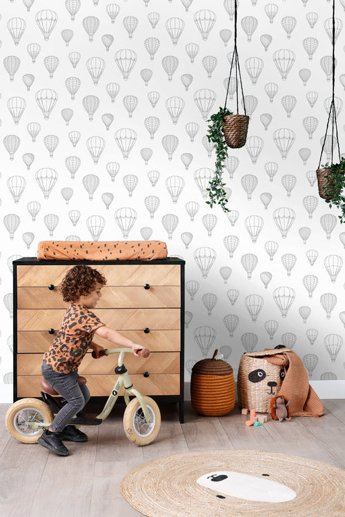 ESTAhome behang luchtballonnen grijs en wit - 50 x 900 cm - 139718 - vtwonen shop