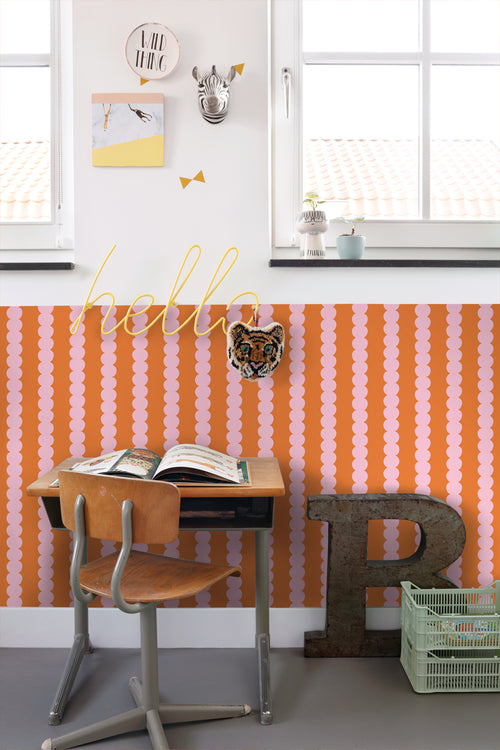 ESTAhome behang grafische print roze en oranje - 0.53 x 10.05 m - 131748
