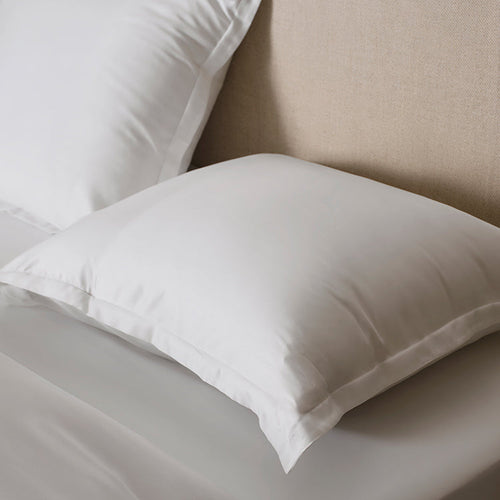 Coco & Cici - Tencel Sateen Dekbedovertrek 260 x 220 cm - 2 Persoons Beddengoed - Wit - Lyocell - Hypoallergeen & Extra Zacht - 2 Kussenslopen (60x70)
