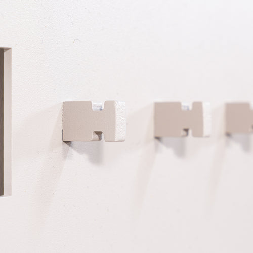 Spinder Design kapstok Tetromino - Silky Taupe - 5 haken - vtwonen shop