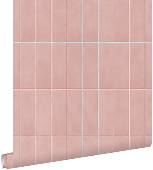ESTAhome behang tegelmotief licht roze - 50 x 900 cm - 131539 - vtwonen shop