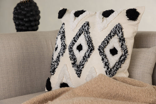 Rebellenclub Kussen Nuta - Zwart/wit - vtwonen shop