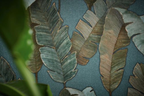 Livingwalls behang bladeren petrolblauw, groen en bruin - 53 cm x 10.05 m - AS-392183