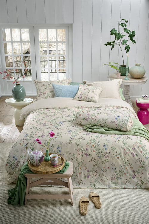 Pip Studio Dekbedovertrek Lotus Lullaby - 260 x 200/220 cm - Gebroken wit