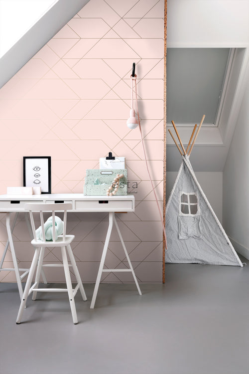 ESTAhome behang grafische lijnen zacht roze en goud - 53 cm x 10.05 m - 139211