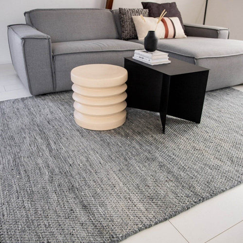 Interieur05 Vloerkleed Gerecycled Materiaal Ciro Grijs op=op - 240 x 340 cm - vtwonen shop