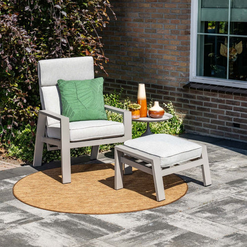 Garden Impressionsloungestoelen Lora taupe - Lucas bijzettafel Ø50 cm