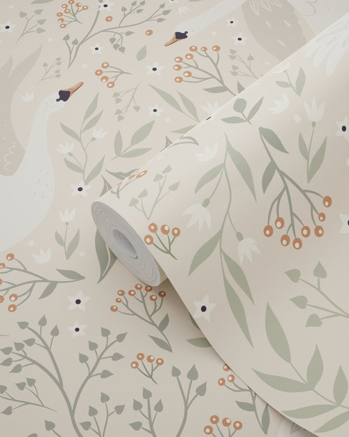ESTAhome behang zwanen beige, wit en vergrijsd groen - 53 cm x 10.05 m - 139797