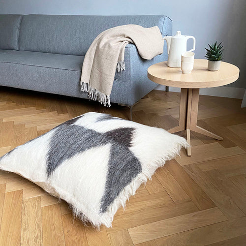Malagoon vloerkussen Zigzag - gebroken wit, grijstinten - 90x90cm 100% wol