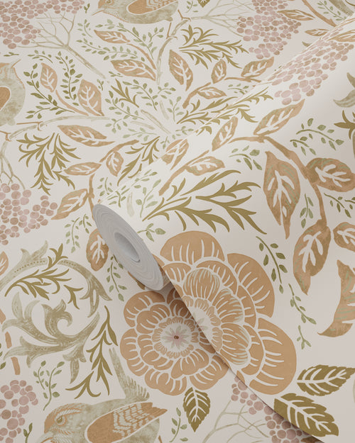 ESTAhome behang bloemen en vogels in art nouveau stijl zandkleurig, beige en oudroze - 0.53 x 10.05 m - 139566 - vtwonen shop