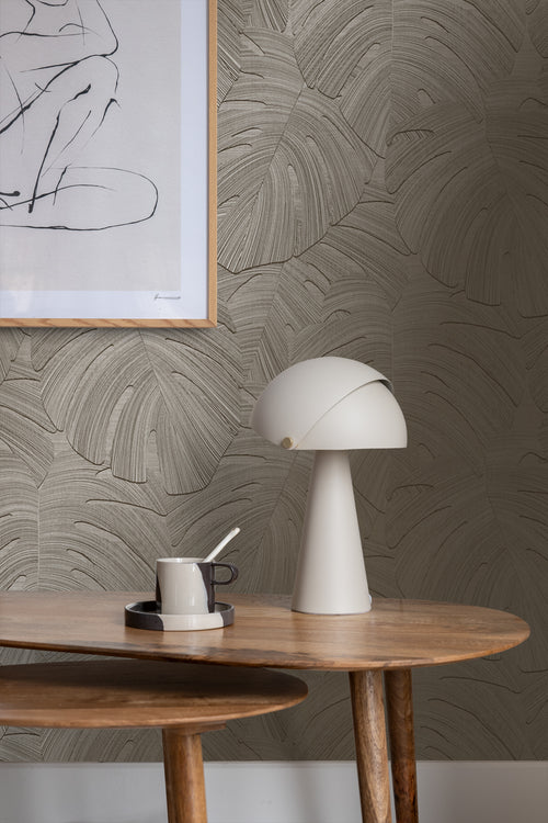Origin Wallcoverings behang tropische bladeren donker beige - 53 cm x 10.05 m - 348026 - vtwonen shop