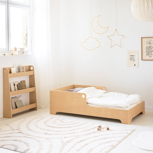 Petite Amélie Peuterbed Ellipse – 70x140 cm – Naturel – Vloerbed met uitvalbescherming – Montessori-geïnspireerd - vtwonen shop