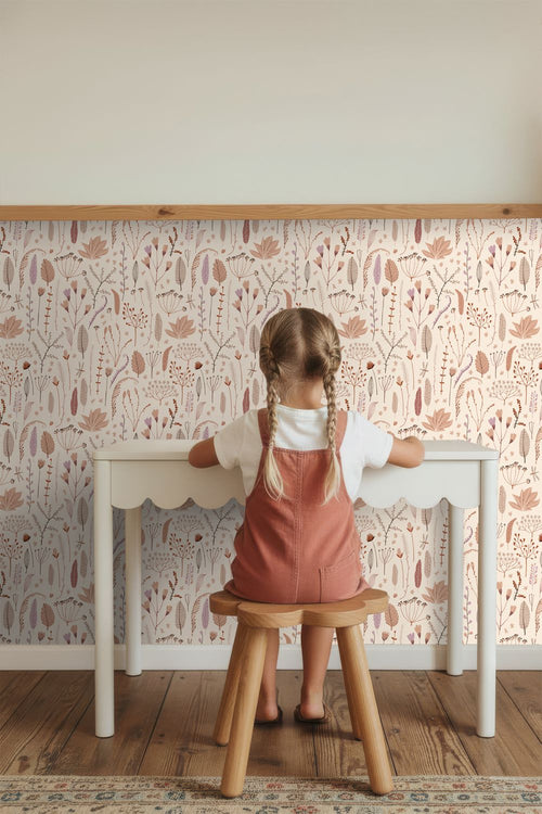 ESTAhome behang veldbloemen warm beige, terracotta en paars - 50 x 900 cm - 131161