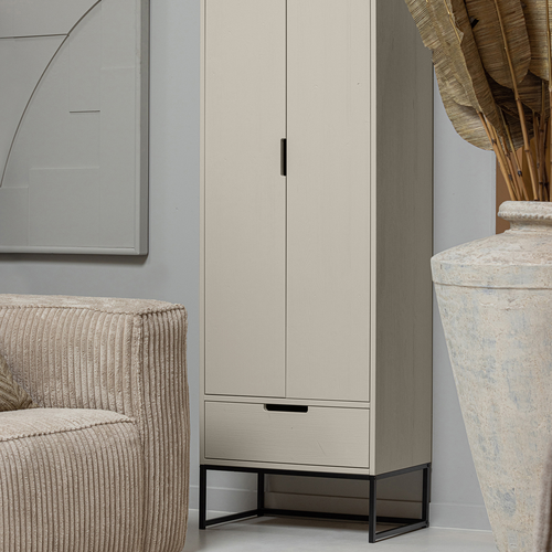 WOOOD hoge kast Silas - Grenen - Dust - 210x60x36 - vtwonen shop