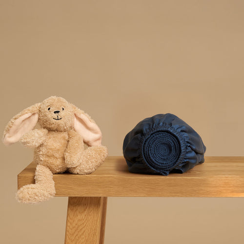 Coco & Cici - Tencel Sateen Hoeslaken 70 x 145 cm - 1 Persoons Beddengoed - Kinderbeddengoed - Lyocell - Hypoallergeen & Extra Zacht - Donker Blauw - vtwonen shop
