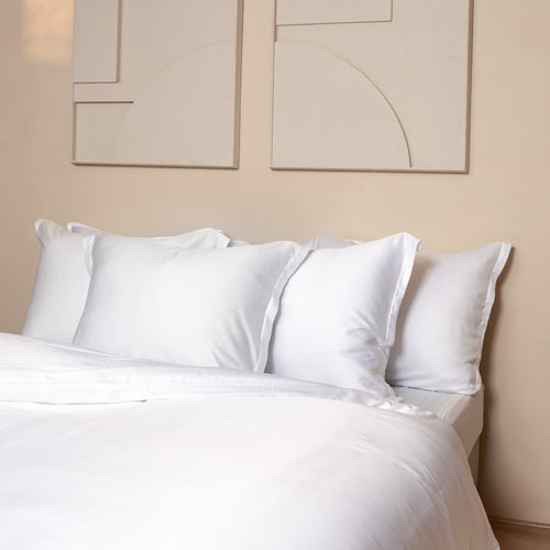 Coco & Cici - TENCEL - Sateen Kussensloop Wit - 1 kussensloop 50x75 zonder volant