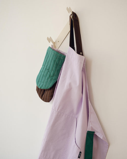 noo.ma Rubi schort 100% katoen - verstelbaar, kleurrijke kleurvlakken (Lavender, Green & Brown)