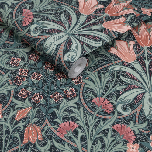 William Morris at Home Vliesbehang - Woodland Weeds Midnight