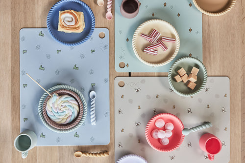 OYOY Tafelset Dino - silicone polyester - vtwonen shop