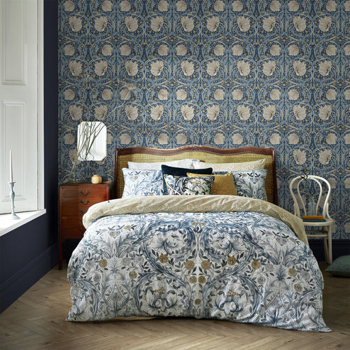 William Morris at Home vliesbehang Pimpernel Blue - vtwonen shop